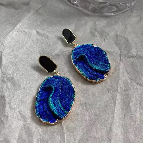 Van Gogh Style Abstract Painting Earrings- 2025 Trend (Simulated Natural Stone) - Picture 4 of 9
